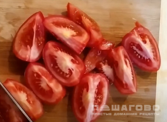 Фото приготовления рецепта: Овощное рагу в духовке с баклажанами - шаг 3