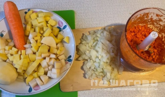 Фото приготовления рецепта: Суп с морской капустой - шаг 1
