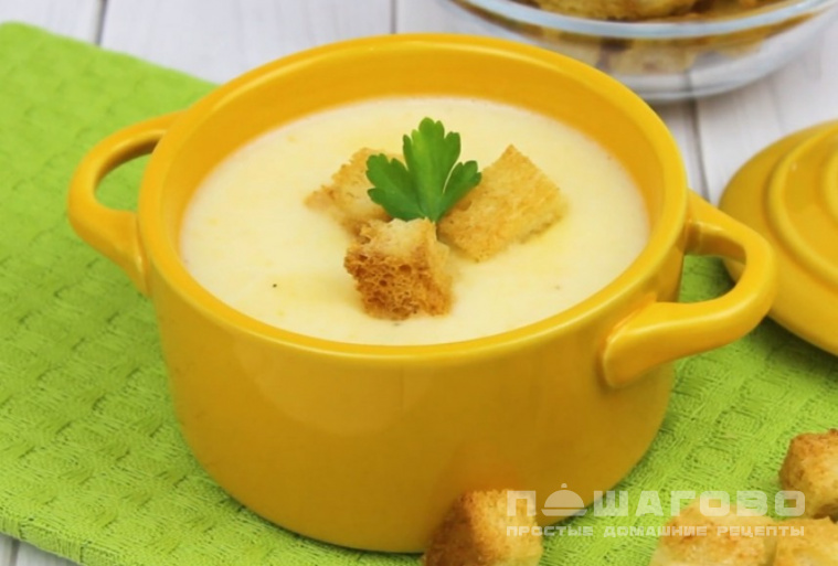 Крем-суп с плавленым сыром и картофелем