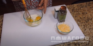 Фото приготовления рецепта: Омлет со сливками и морской солью - шаг 2