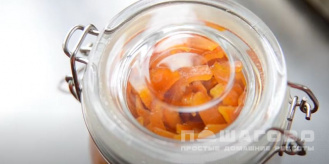 Фото приготовления рецепта: Цукаты из апельсиновых корок - шаг 14