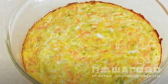 Фото приготовления рецепта: Детская капустная запеканка с морковью и яйцами - шаг 8