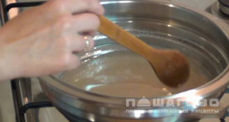 Фото приготовления рецепта: Цукаты из клубники - шаг 2