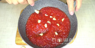 Фото приготовления рецепта: Суп с болгарским перцем и помидорами - шаг 8