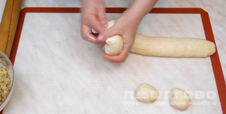 Фото приготовления рецепта: Жареные пирожки с картошкой из дрожжевого теста - шаг 5