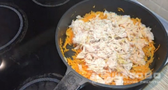 Фото приготовления рецепта: Плов узбекский с курицей и барбарисом - шаг 5