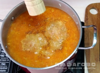Фото приготовления рецепта: Капустняк с куриным филе - шаг 6