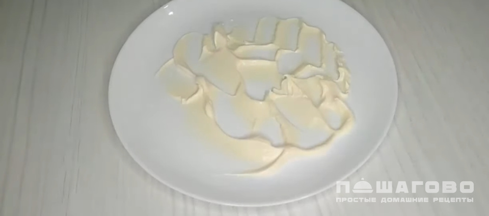 Фото приготовления рецепта: Салат с ананасами и куриной грудкой - шаг 1