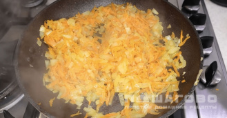 Фото приготовления рецепта: Домашние голубцы из свежей капусты без риса - шаг 3