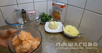 Фото приготовления рецепта: Рыбные фрикадельки в сливочном соусе - шаг 1