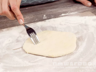 Фото приготовления рецепта: Хачапури с адыгейским сыром - шаг 5
