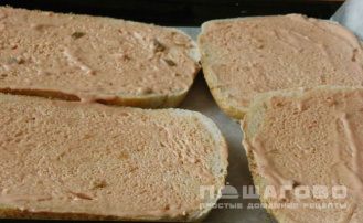 Фото приготовления рецепта: Горячие бутерброды на скорую руку - шаг 3