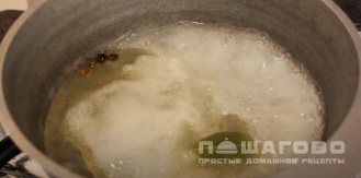 Фото приготовления рецепта: Маринованная капуста за сутки - шаг 7