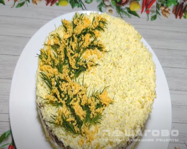 Новогодний салат Мимоза с сайрой без моркови