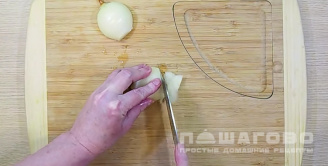 Фото приготовления рецепта: Овощное рагу с капустой и картофелем - шаг 1