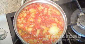 Фото приготовления рецепта: Суп с мидиями - шаг 5