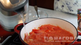Фото приготовления рецепта: Простой суп щи из свежей капусты - шаг 6