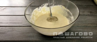 Фото приготовления рецепта: Пончики со сгущенкой - шаг 5