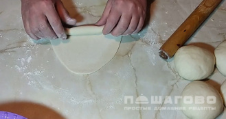 Фото приготовления рецепта: Советские рогалики - шаг 9
