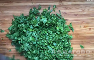 Фото приготовления рецепта: Хачапури с зеленью и сыром - шаг 1