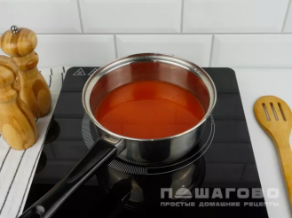 Фото приготовления рецепта: Огурцов с кетчупом на зиму - шаг 3
