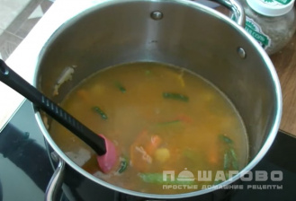 Фото приготовления рецепта: Суп из красной чечевицы и моркови - шаг 2