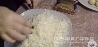Фото приготовления рецепта: Салат «Мимоза со сливочным маслом» - шаг 3