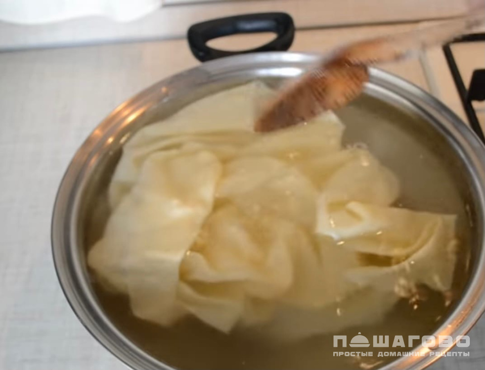 Фото приготовления рецепта: Ачма с сулугуни - шаг 8
