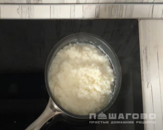 Фото приготовления рецепта: Вкусная рисовая запеканка - шаг 2