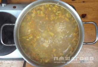 Фото приготовления рецепта: Суп фасолевый постный - шаг 3