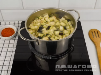Фото приготовления рецепта: Маринованные баклажаны на зиму - шаг 3