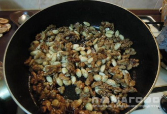 Фото приготовления рецепта: Бухарский плов с сухофруктами - шаг 3