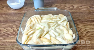 Фото приготовления рецепта: Итальянский деревенский яблочный пирог - шаг 6