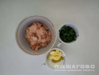 Фото приготовления рецепта: Ароматный риет с красной рыбой и зеленью - шаг 2