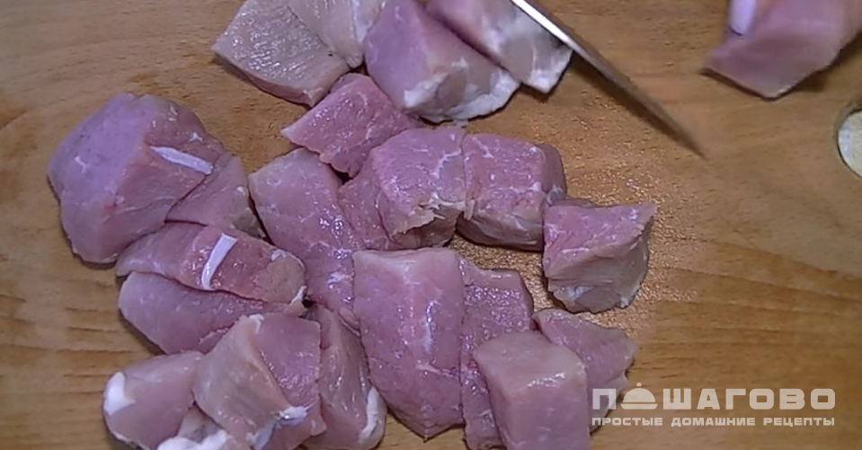 Фото приготовления рецепта: Рагу из мяса в казане классическое жаркое - шаг 1