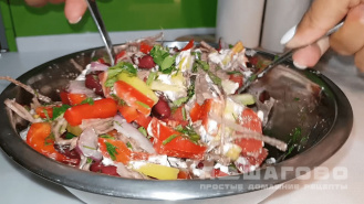 Фото приготовления рецепта: Салат «Тбилиси» с красной фасолью и говядиной - шаг 3