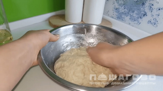 Фото приготовления рецепта: Сладкий осетинский пирог с вишней - шаг 1