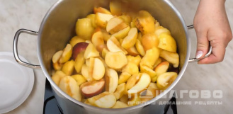 Фото приготовления рецепта: Яблочное повидло - шаг 3