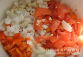 Фото приготовления рецепта: Суп с помидорами - шаг 3