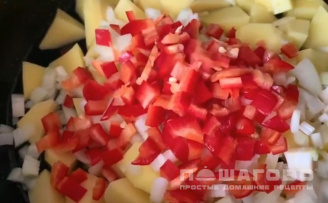 Фото приготовления рецепта: Солянка овощная с шампиньонами - шаг 3