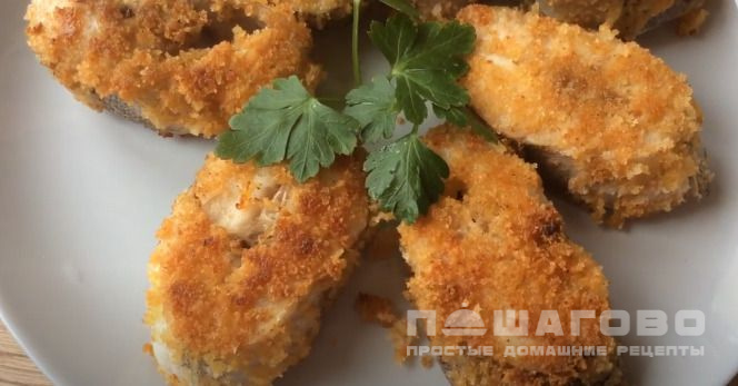 Рыба жареная, в сухарях