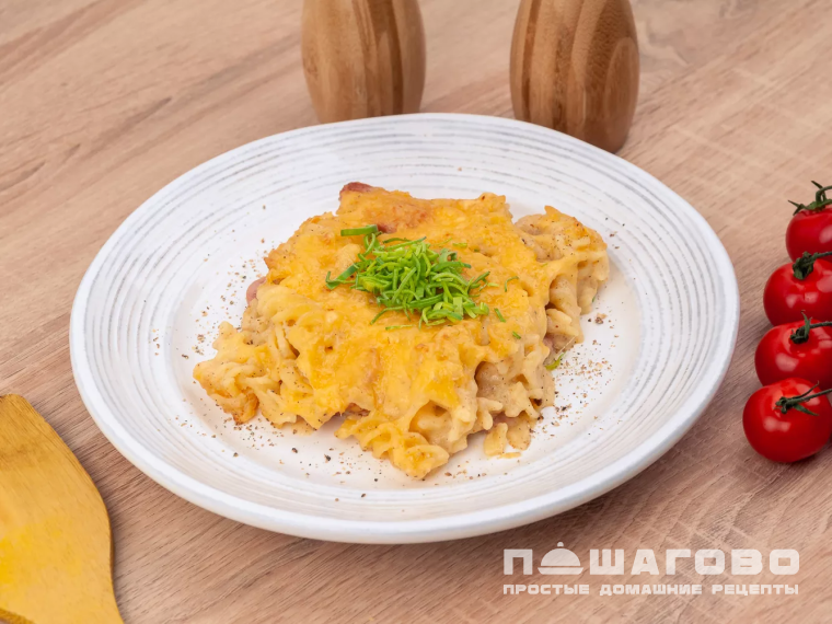 Запеканка из макарон с сосисками
