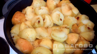 Фото приготовления рецепта: Яблочное желе - минимум продуктов - шаг 1