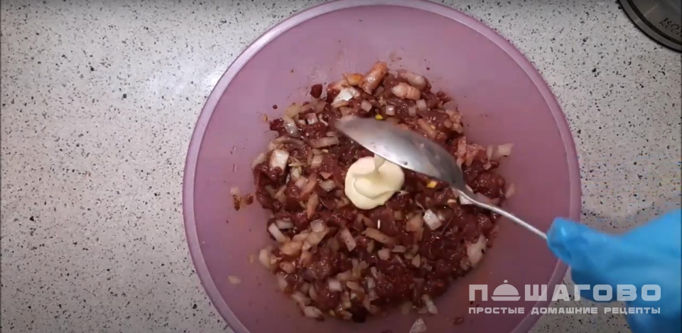 Фото приготовления рецепта: Котлеты из куриной печени - шаг 4