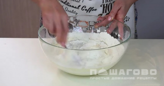Фото приготовления рецепта: Тесто дрожжевое для жаренных пирожков - шаг 4