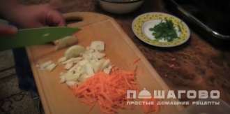 Фото приготовления рецепта: Суп из куриных грудок - шаг 2