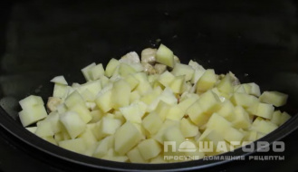 Фото приготовления рецепта: Овощное рагу в мультиварке - шаг 4