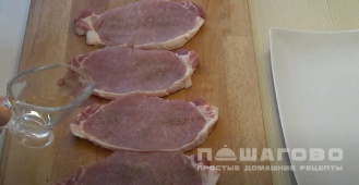Фото приготовления рецепта: Тонкацу из свинины - шаг 4