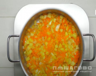 Фото приготовления рецепта: Суп с щавелем с картошкой - шаг 1