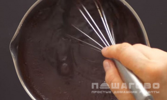 Фото приготовления рецепта: Вкусный морковный кекс с ванильным сахаром - шаг 6